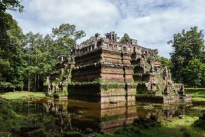 Phimeanakas in Angkor, Cambodia