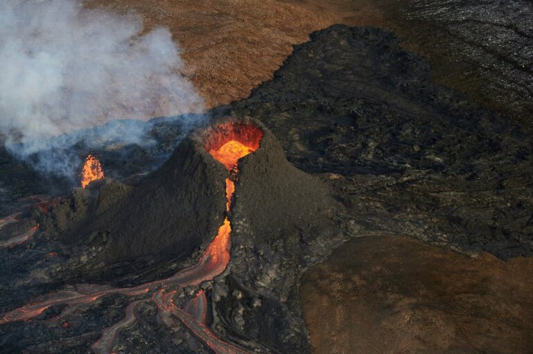 Why Does Iceland’s Fagradalsfjall Volcano Look Like a School Science Project?