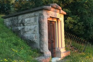 Crypt of Dr. William Edward Minahan in Green Bay, Wisconsin