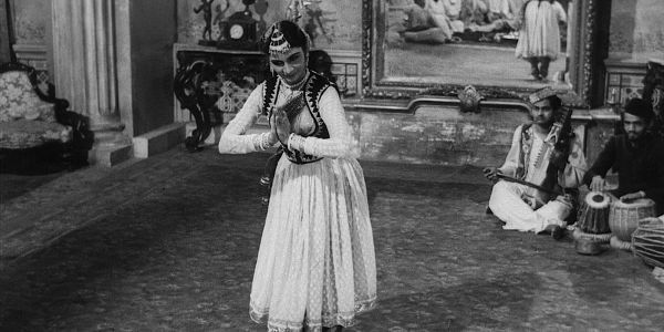 Transcendence and Snobbery in Satyajit Ray’s THE MUSIC ROOM