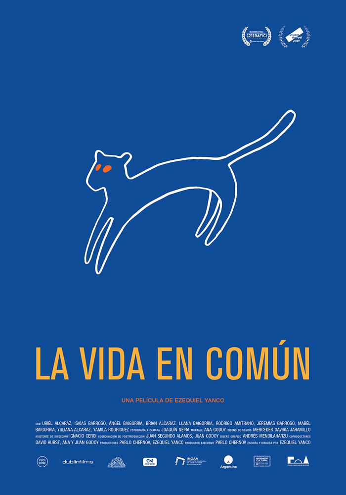 Poster for La Vida En Comun showing animation.